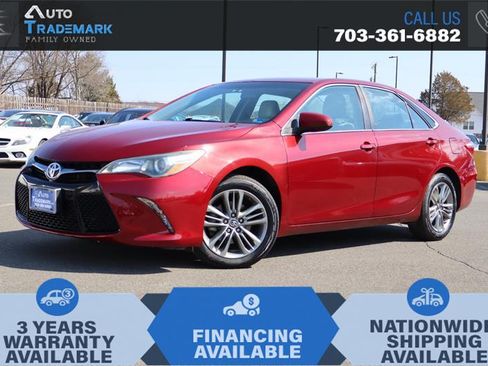 Used 2016 Toyota Camry SE image 1
