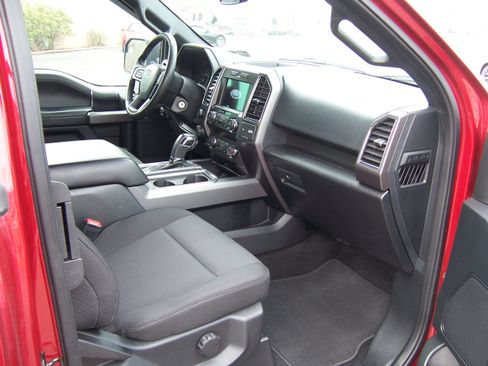 Used 2019 Ford F150 XLT image 16