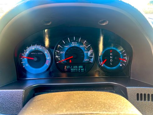 Used 2012 Ford Fusion SE image 8