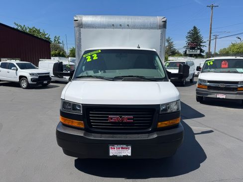 Used 2022 GMC Savana 3500 Extended RWD image 31