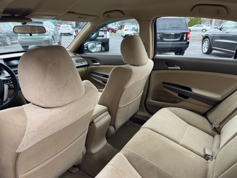 Used 2009 Honda Accord LX-P image 9