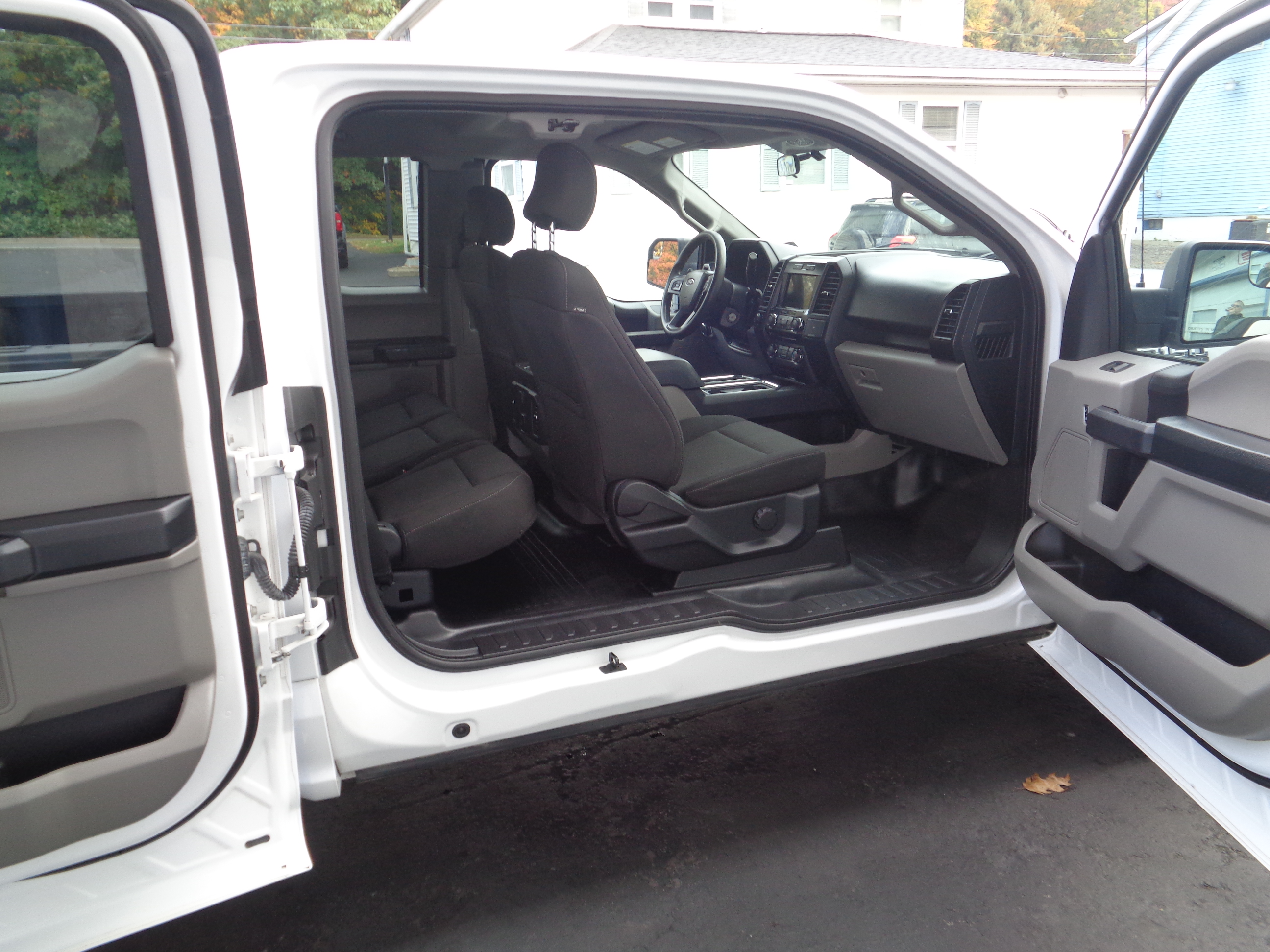 Used 2017 Ford F150 4x4 SuperCab image 8