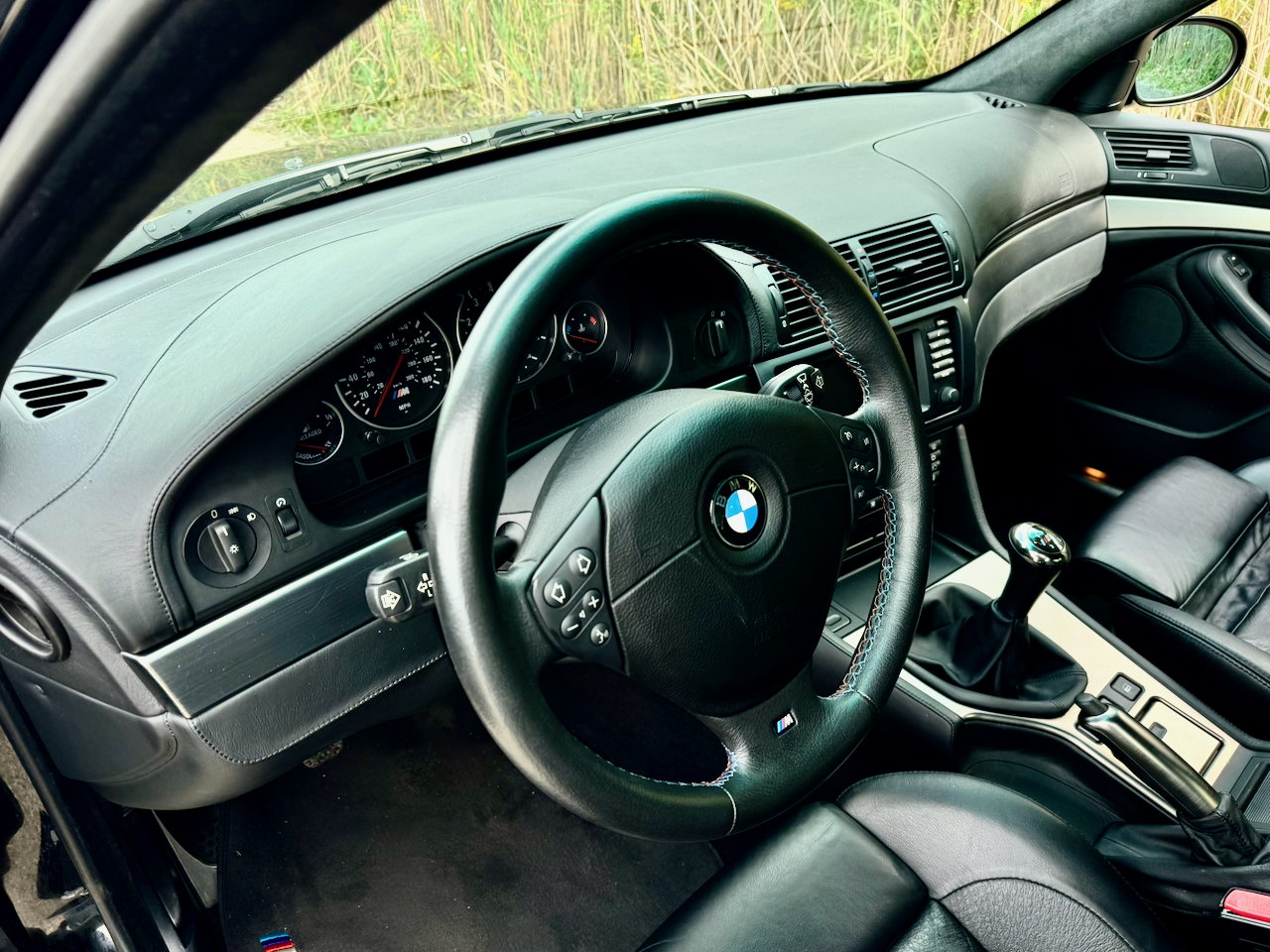 Used 2000 BMW M5 UNAVAIL RWD image 25