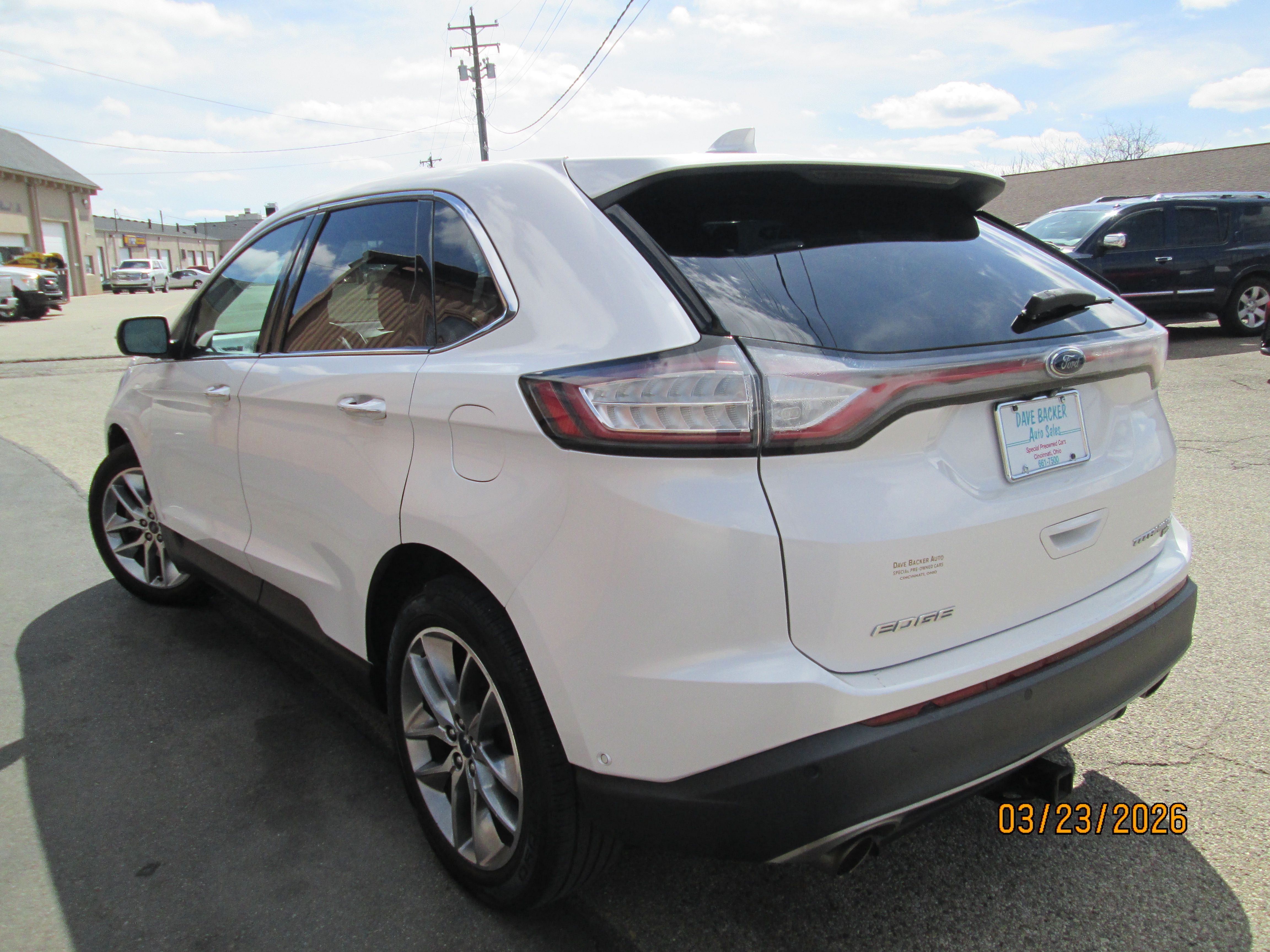 Used 2016 Ford Edge Titanium AWD/4WD image 4