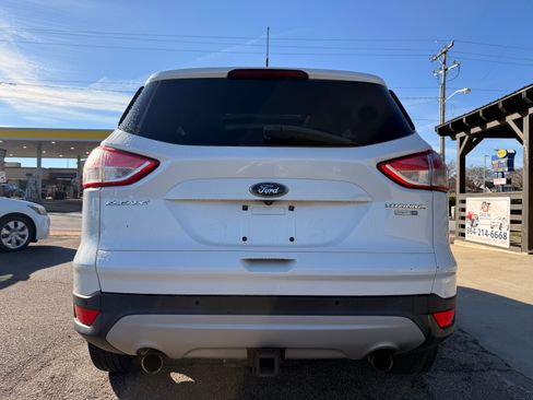 Used 2013 Ford Escape Titanium image 5