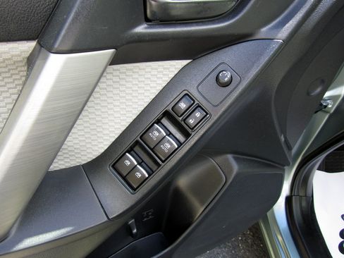 Used 2018 Subaru Forester 2.5i Premium image 16