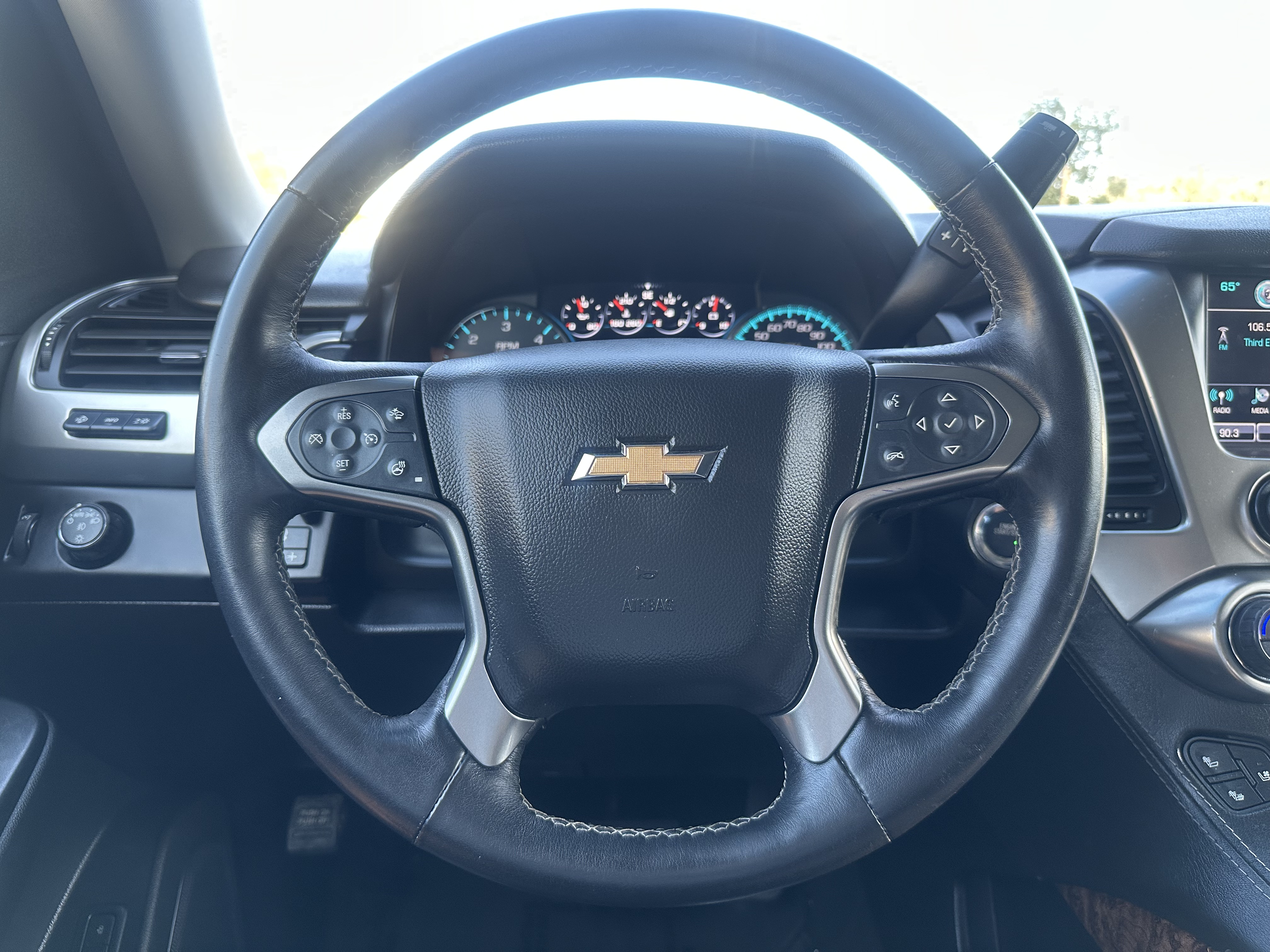 Used 2019 Chevrolet Tahoe Premier RWD image 9