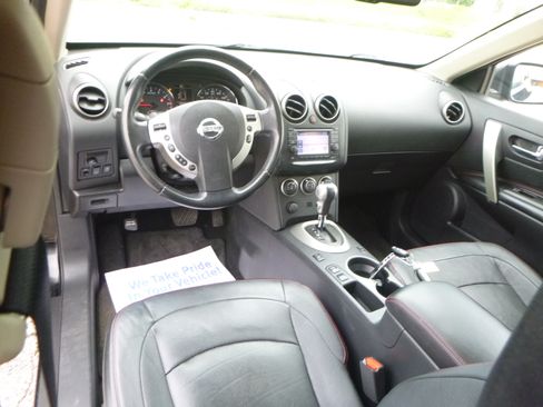 Used 2012 Nissan Rogue AWD image 18