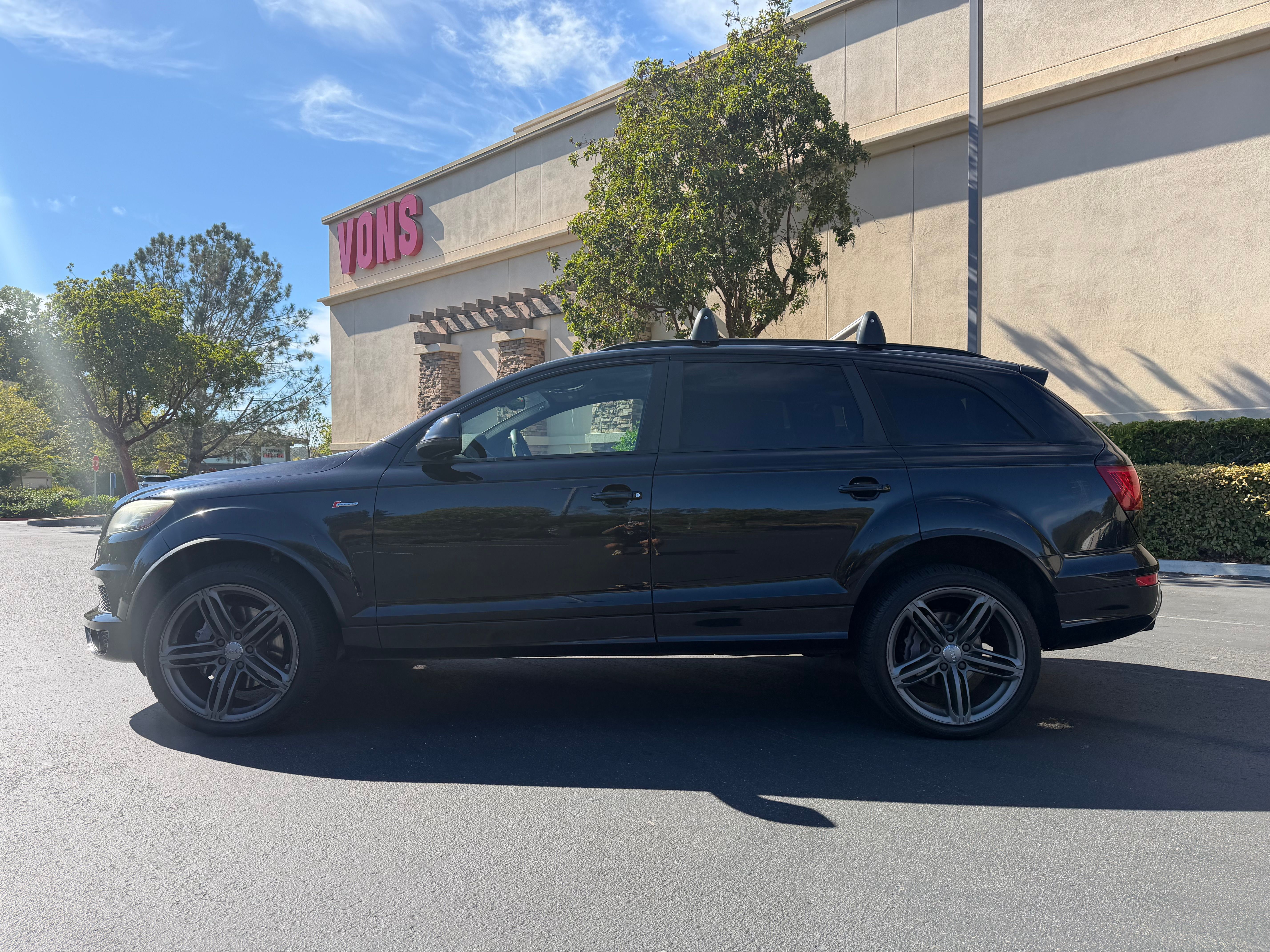 Used 2015 Audi Q7 3.0T S line Prestige AWD/4WD image 2