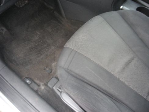 Used 2012 MAZDA MAZDA5 Sport image 8