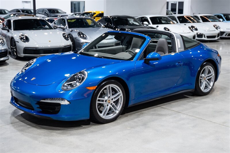 Used 2015 Porsche 911 Targa 4 AWD/4WD image 2