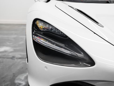 Used 2020 McLaren 720S Performance image 29