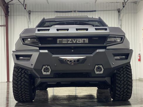 Used 2023 Cadillac Escalade Platinum Luxury image 7