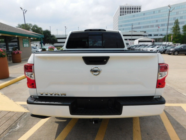 Used 2019 Nissan Titan S RWD image 6