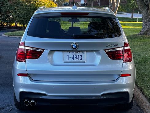 Used 2017 BMW X3 xDrive28i image 4