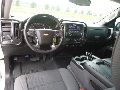 Used 2014 Chevrolet Silverado 1500 2WD Crew Cab LT image 19