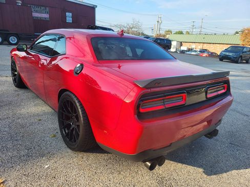 Used 2015 Dodge Challenger R/T Scat Pack image 8