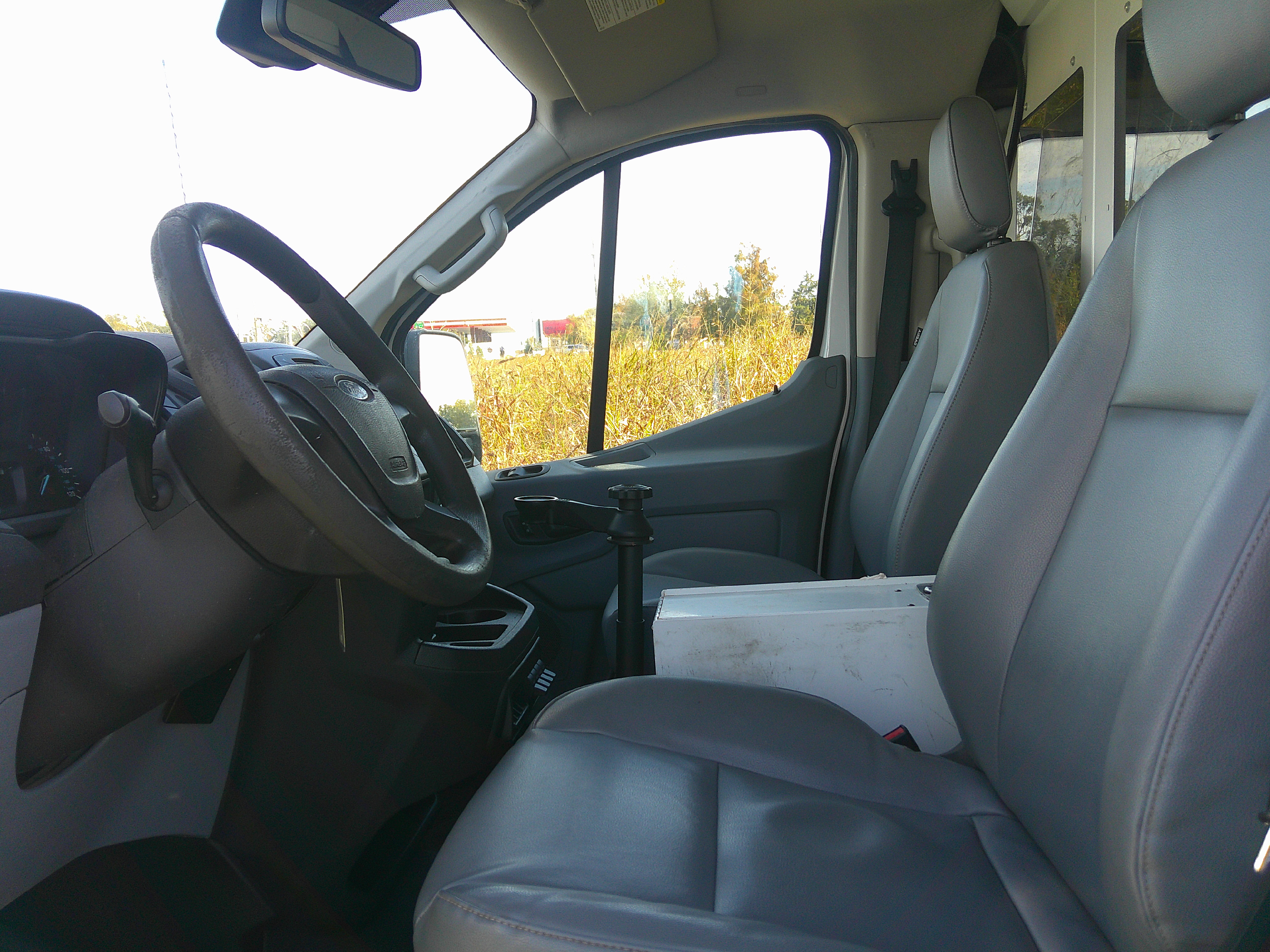 Used 2016 Ford Transit 150 130 Low Roof RWD image 11