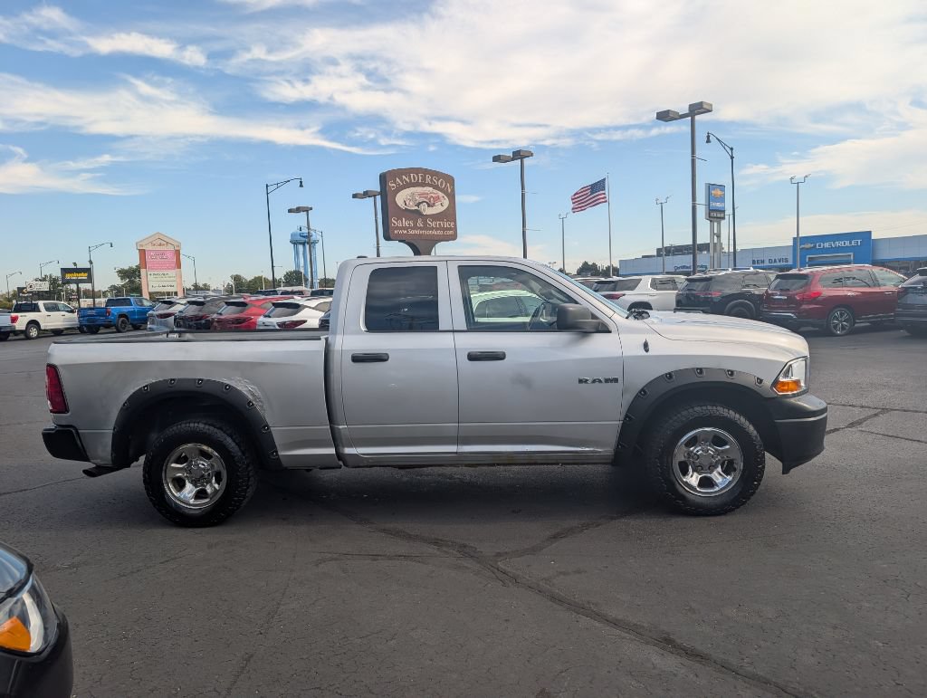 Used 2009 Dodge Ram 1500 Truck 4x4 Quad Cab ST image 4