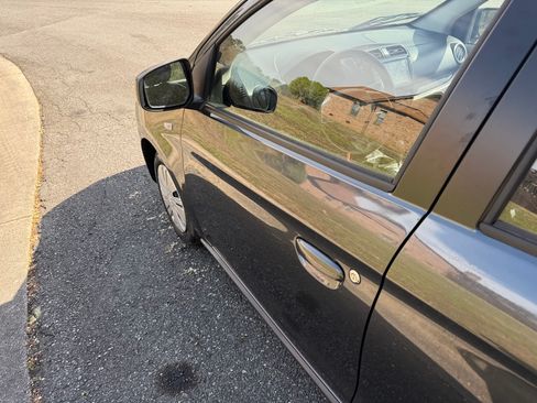 Used 2024 Mitsubishi Mirage ES image 26