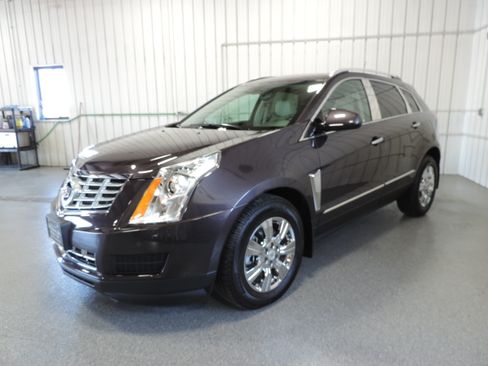 Used 2015 Cadillac SRX FWD Luxury image 2