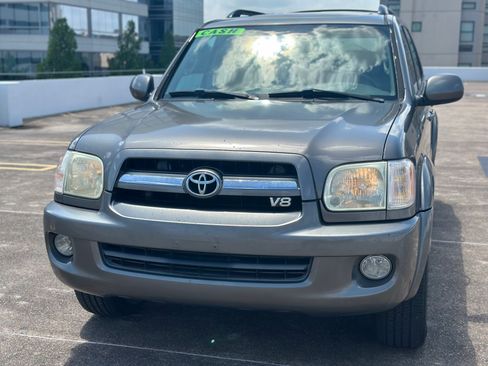Used 2006 Toyota Sequoia Limited image 3
