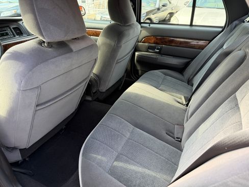 Used 2008 Mercury Grand Marquis GS image 12