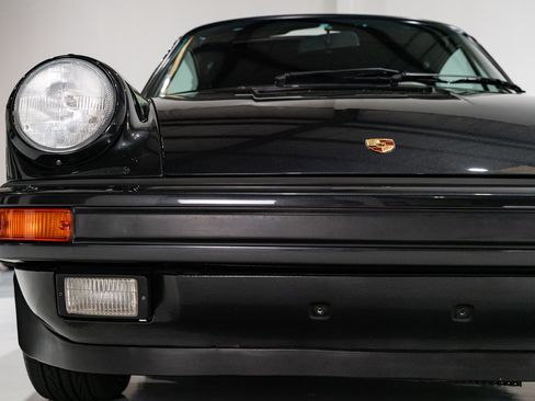Used 1989 Porsche 911 Carrera image 34