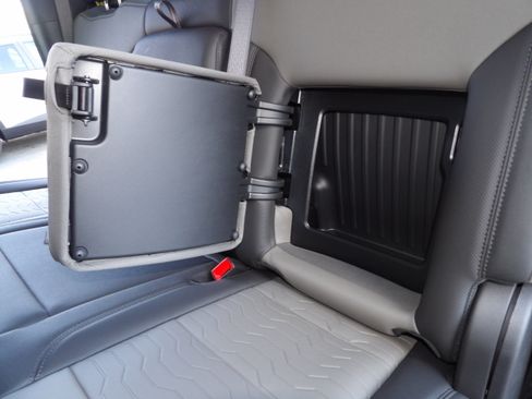 New 2026 Chevrolet Silverado 1500 ZR2 image 34