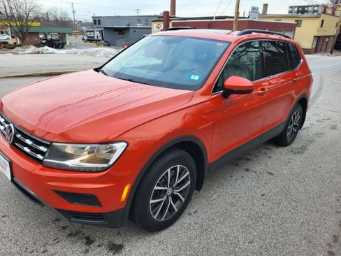 Used 2019 Volkswagen Tiguan SE image 4