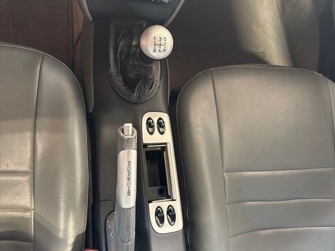 Used 2001 Porsche Boxster Spyder RWD image 20