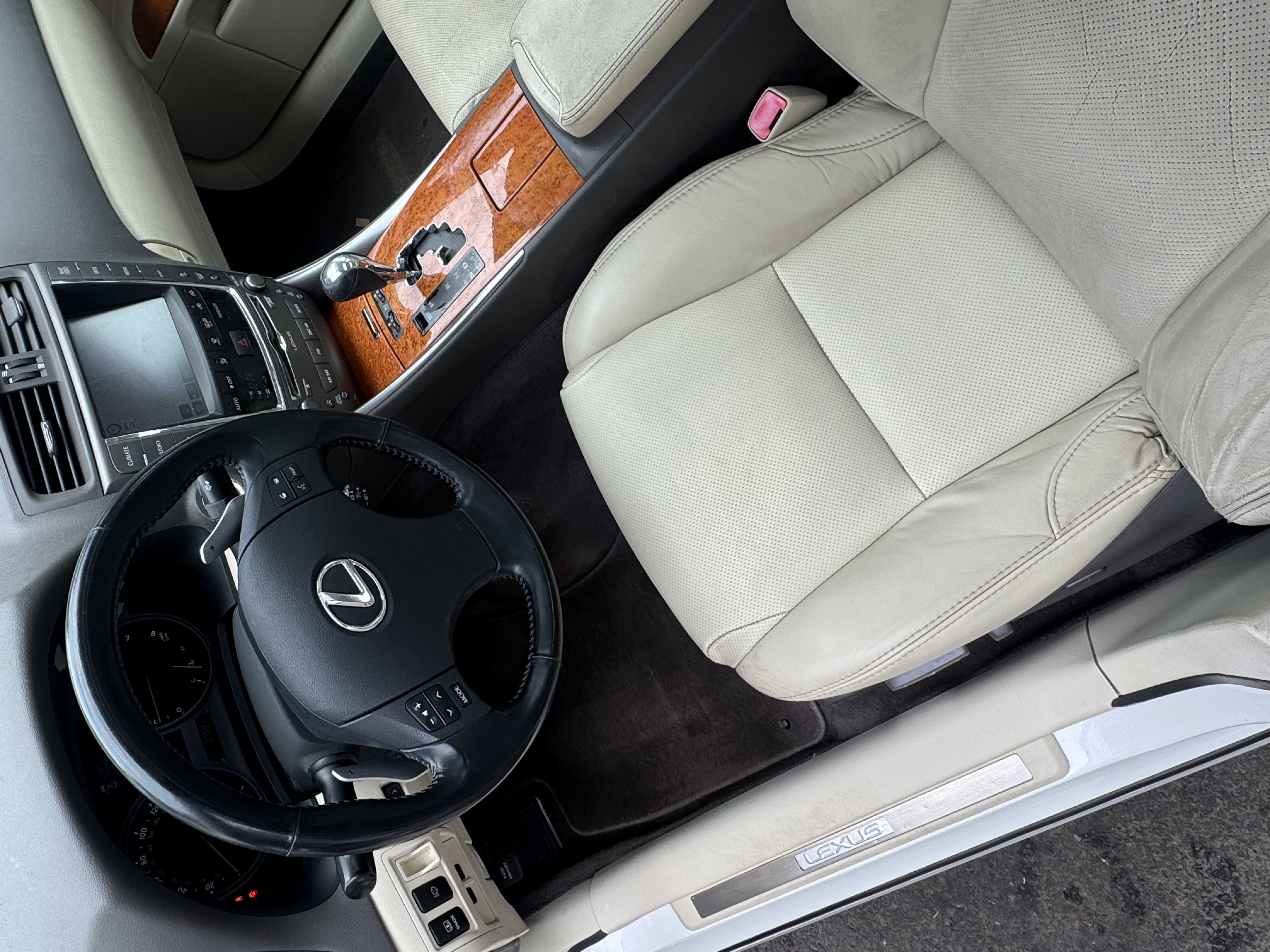 Used 2009 Lexus IS 250 AWD image 9