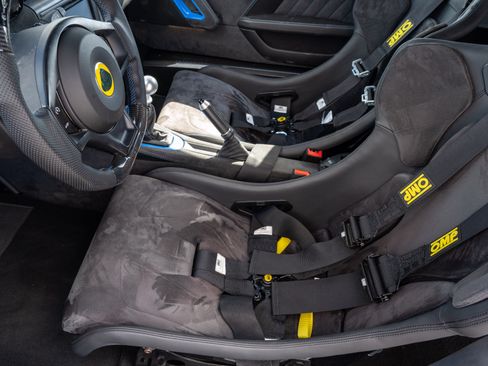 Used 2021 Lotus Evora image 24