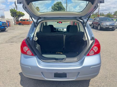 Used 2012 Nissan Versa 1.8 S Hatchback FWD image 24