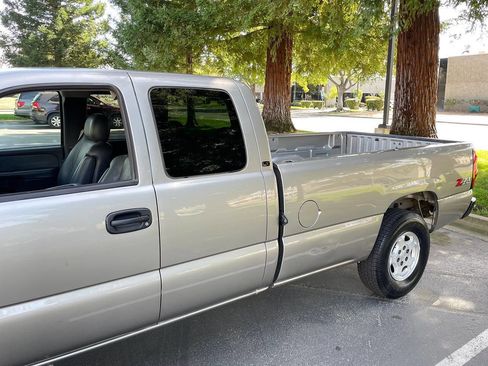 Used 2003 Chevrolet Silverado 1500 LT image 5