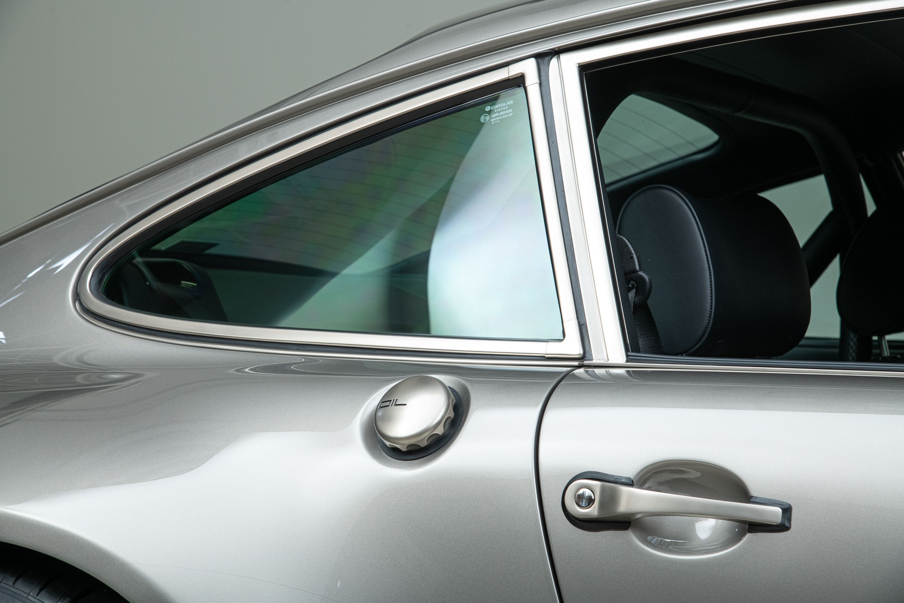 Used 1989 Porsche 911 Carrera RWD image 75