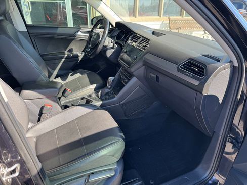 Used 2018 Volkswagen Tiguan SEL image 13