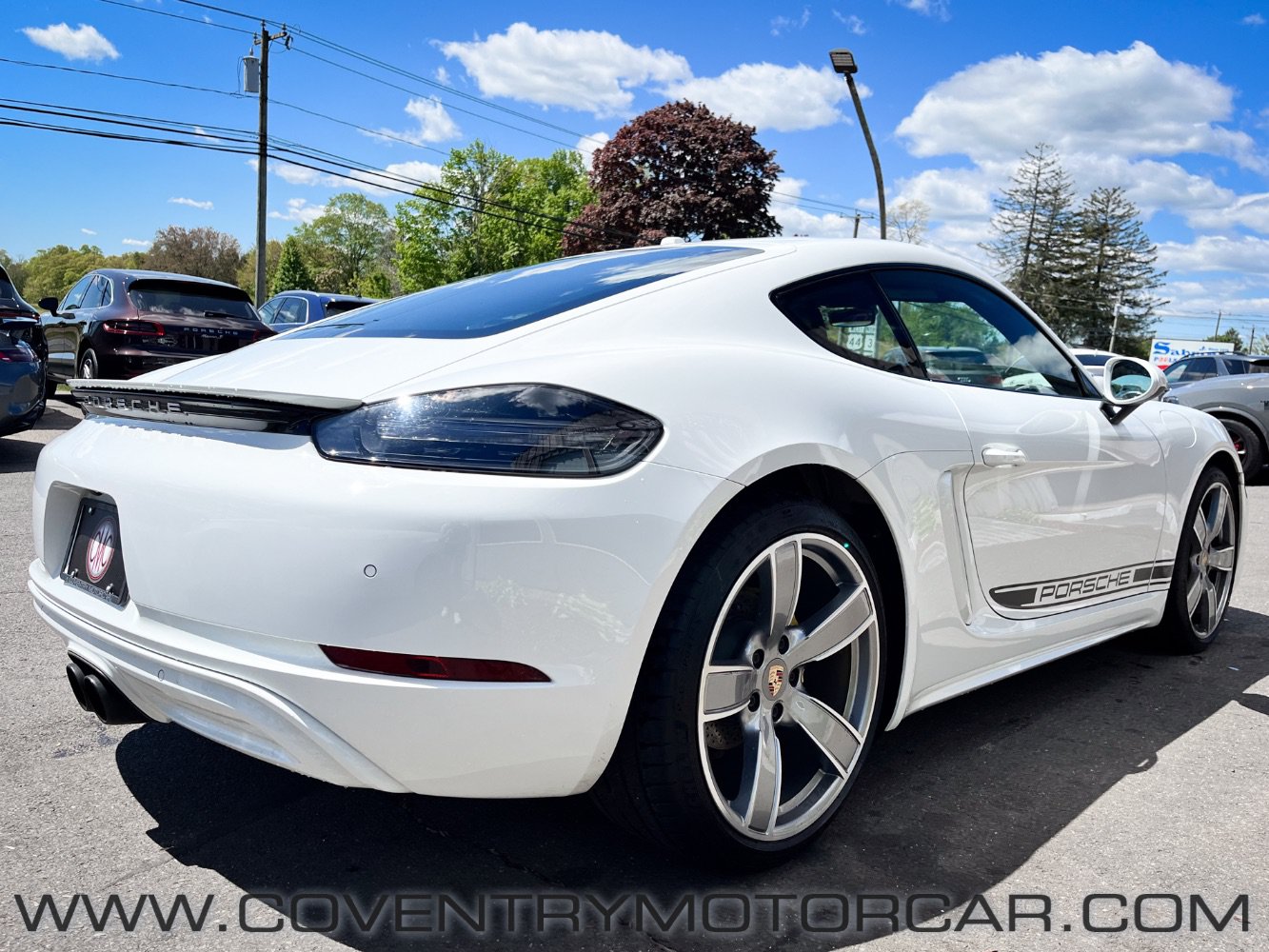 Used 2018 Porsche 718 Cayman RWD image 5