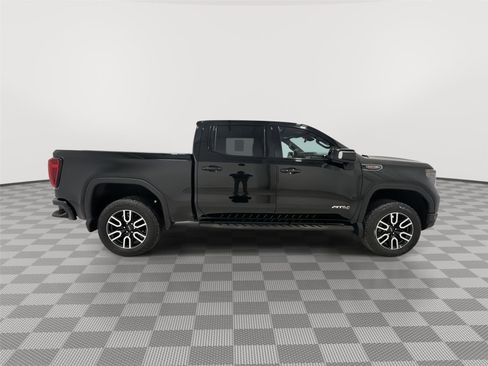 Used 2024 GMC Sierra 1500 AT4 image 6
