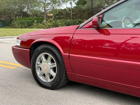 Used 2002 Cadillac Eldorado ETC FWD image 32