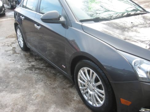 Used 2014 Chevrolet Cruze Eco image 3