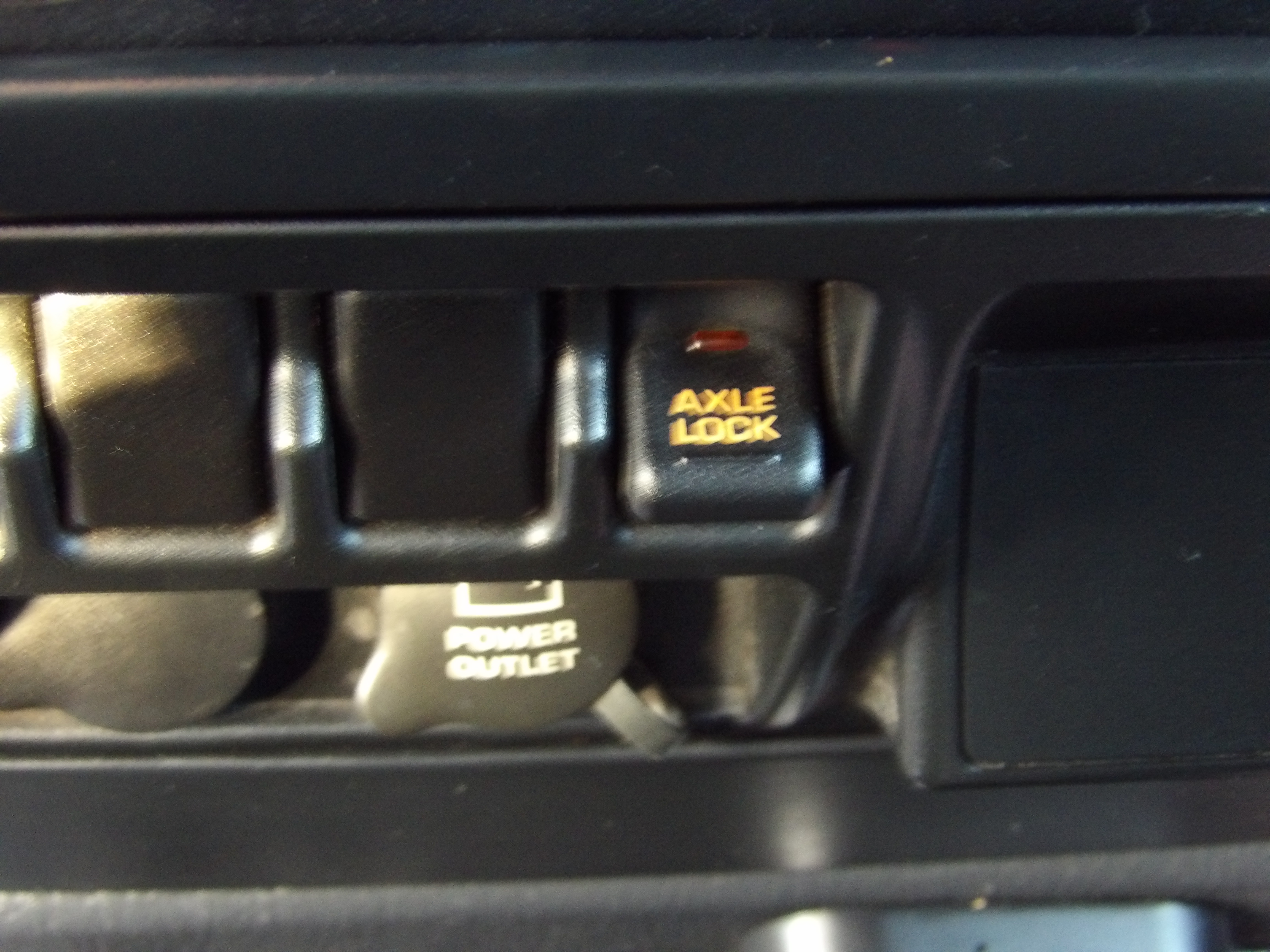 Used 2005 Jeep Wrangler 4WD Rubicon image 9