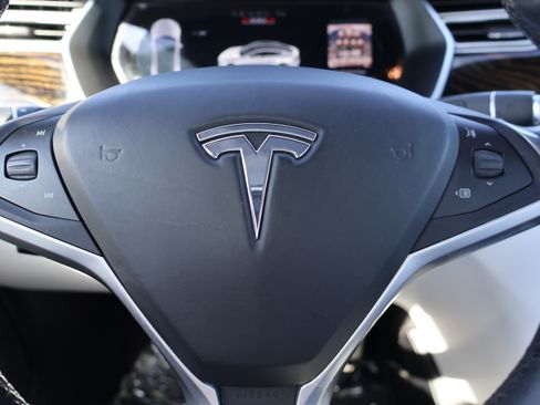 Used 2017 Tesla Model S P100D image 24