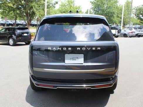 New 2025 Land Rover Range Rover SE image 6