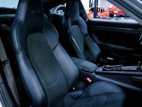 Used 2022 Porsche 911 Carrera 4 GTS image 17