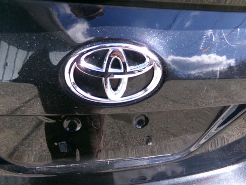 Used 2016 Toyota Corolla S Plus image 9