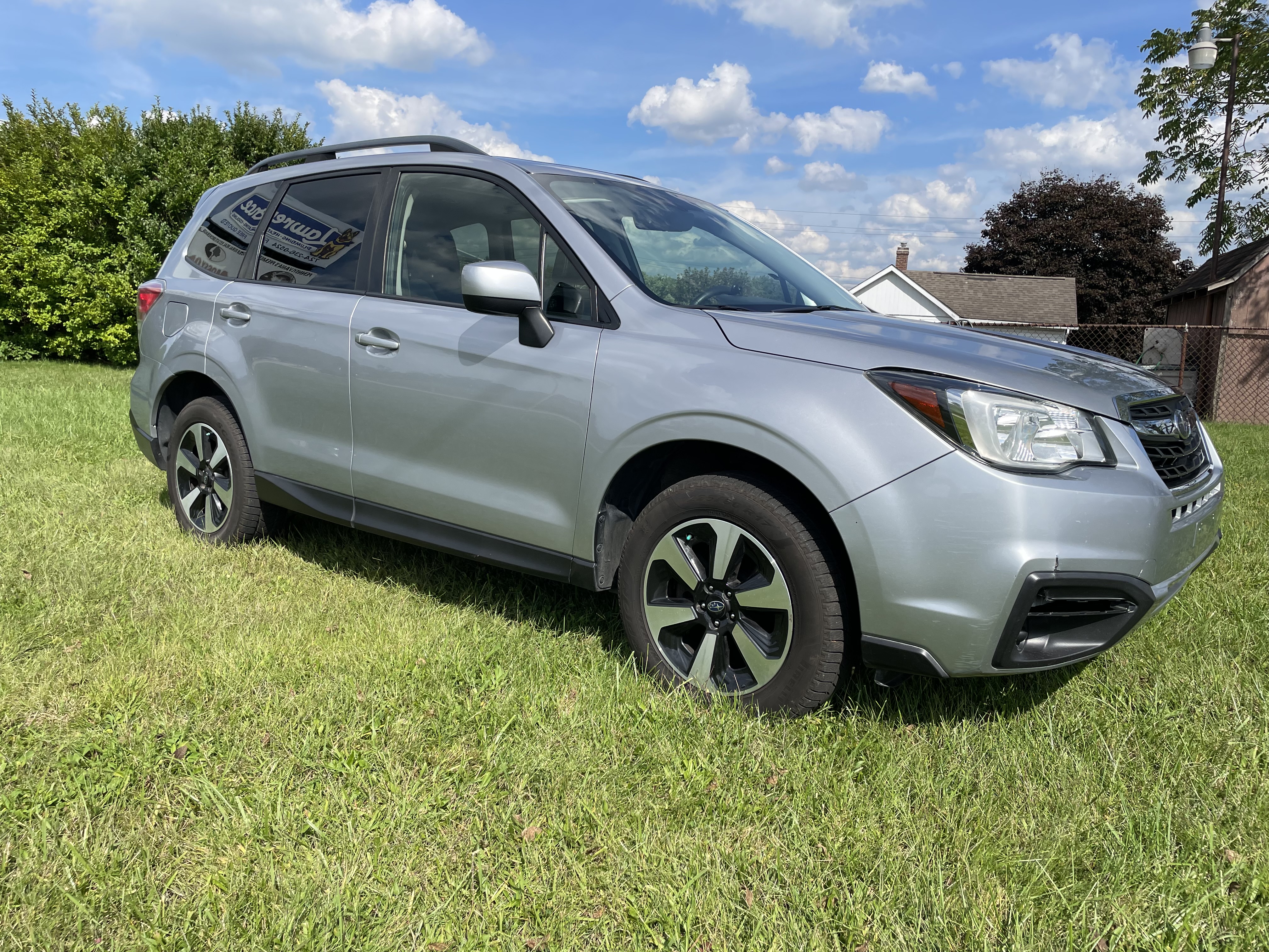 Used 2017 Subaru Forester 2.5i Premium AWD/4WD image 11
