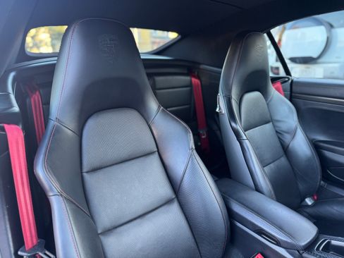 Used 2017 Porsche 911 Turbo S image 57