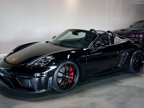 Used 2022 Porsche 718 Boxster Spyder RWD image 26
