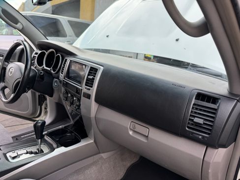 Used 2008 Toyota 4Runner Sport image 30